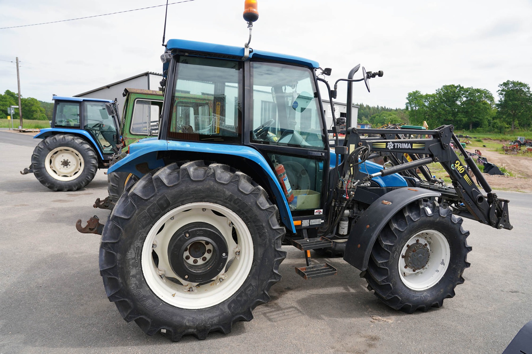 New Holland 7635 reg DMM180